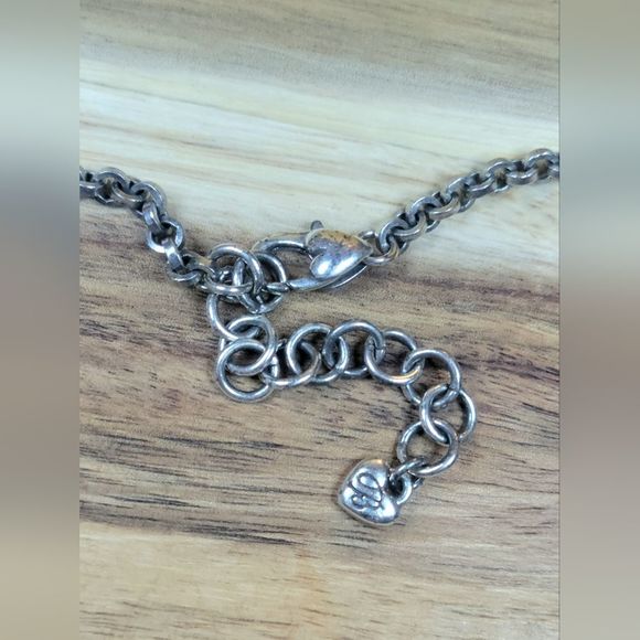 🌕 CLEARANCE BRIGHTON Twisted Wrapped Silver Plated Heart Necklace RETIRED - Picture 3 of 5